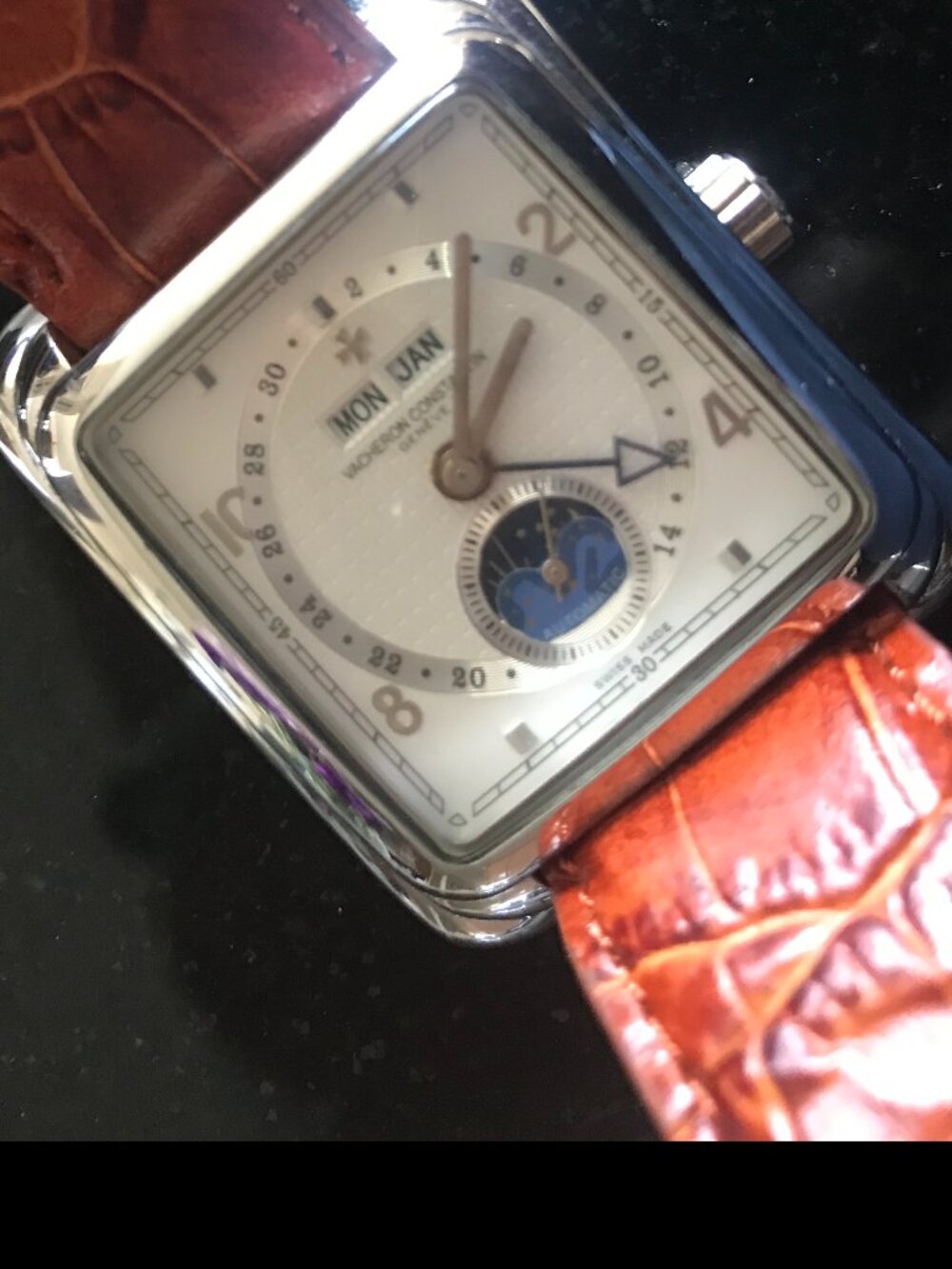 Wrist authomatic watch for repairs or parts. vintage